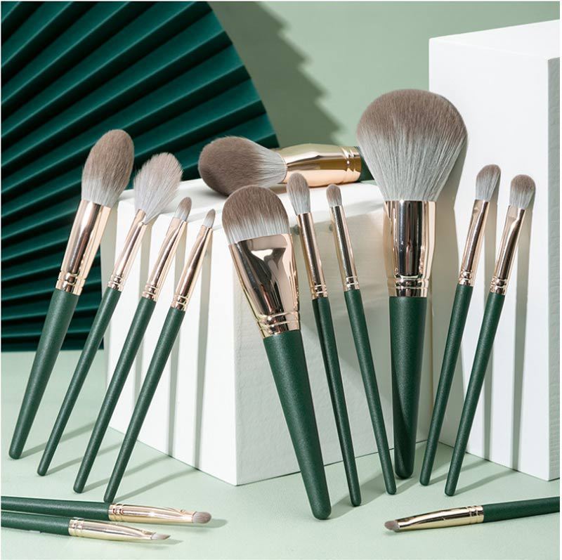 14 Green Cloud Makeup Brushes Suit Super Soft